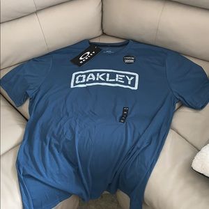 Oakley Men’s T-shirt